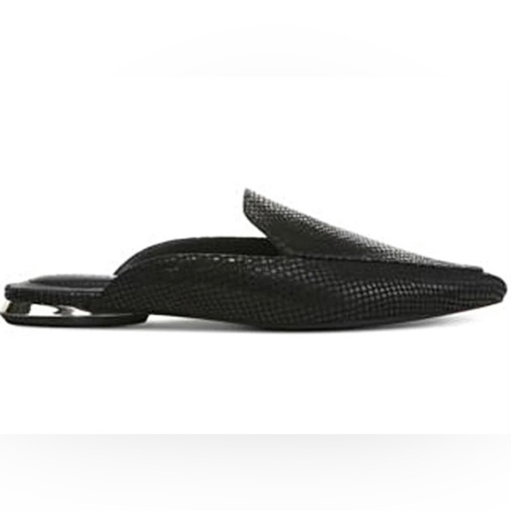 Alfani Women’s Serrise Faux Snake Skin Black Pointed
Toe Flat Mules Size 6.5M - Picture 2 of 13